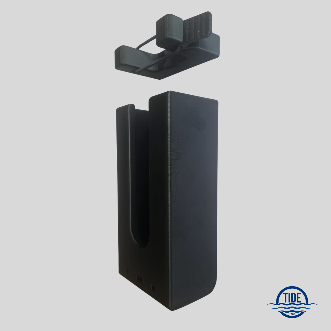 Sde view of single upright speargun rack Tide FNQ